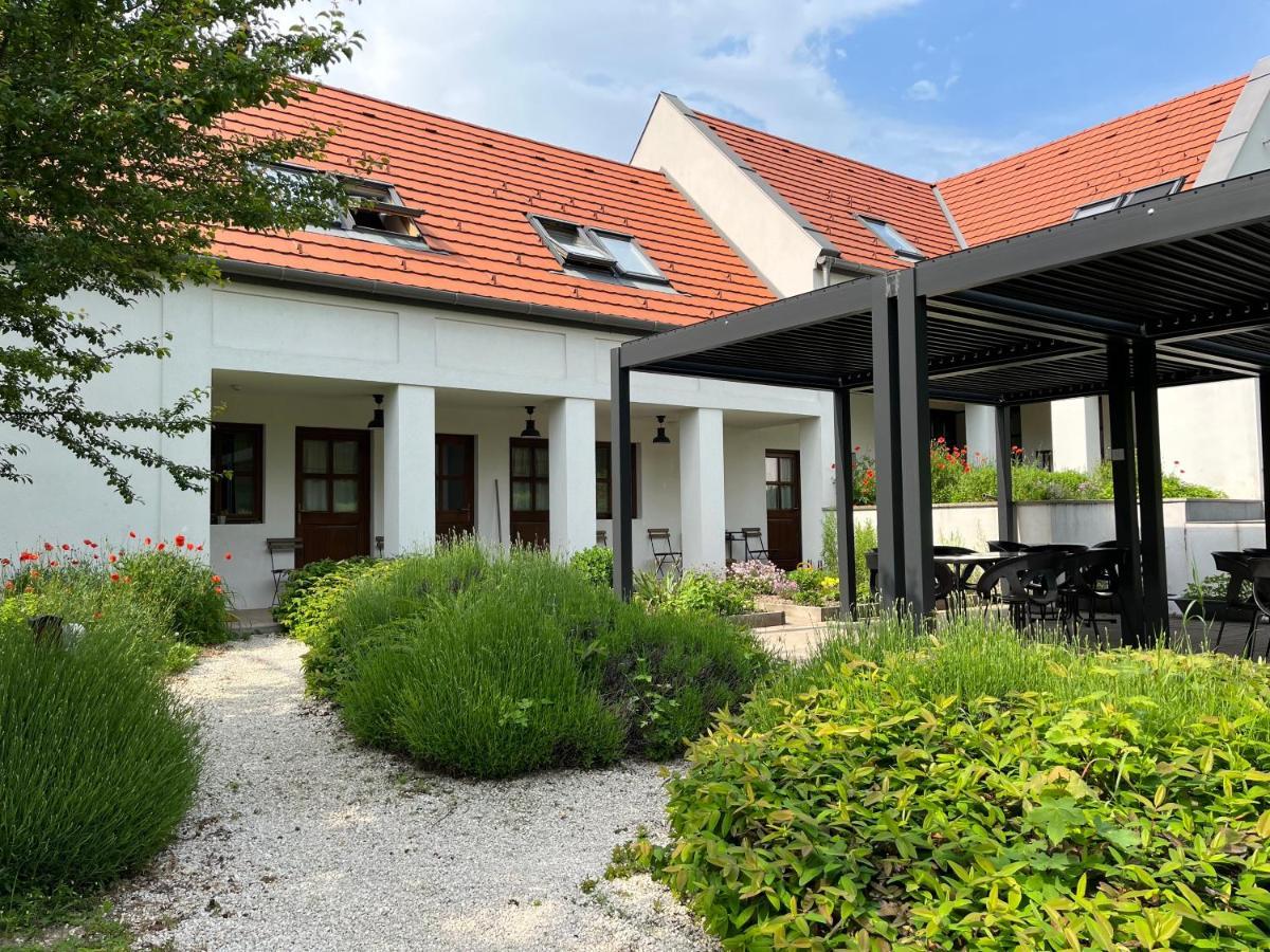Villa Szent Jakab Vászoly Exterior photo