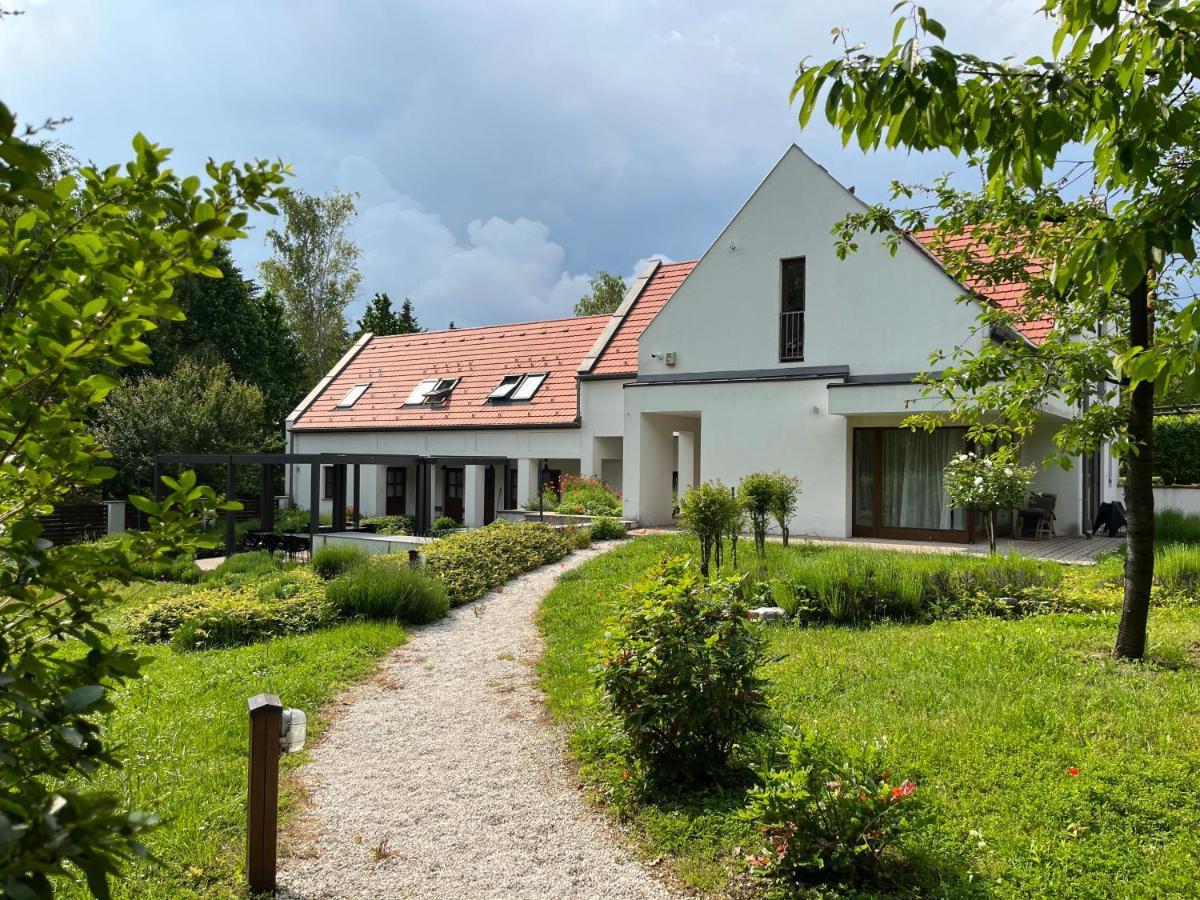Villa Szent Jakab Vászoly Exterior photo