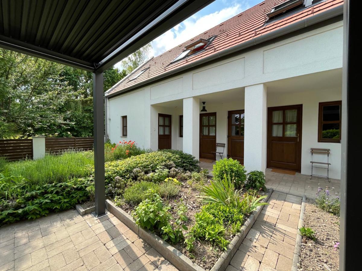 Villa Szent Jakab Vászoly Exterior photo
